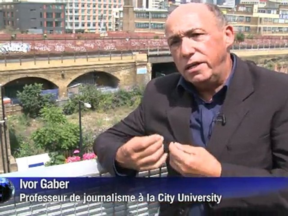 Arabic-Web-Murdoch apologises to victims as aid...