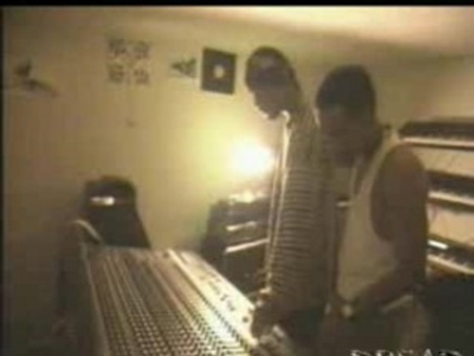 Gravediggaz - Nowhere To Run, Nowhere..