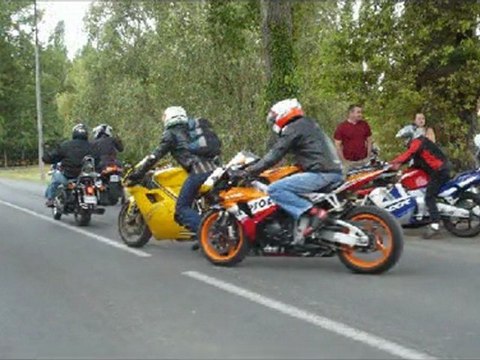 balade motos et trikes a Peymilou du 16 07 2011