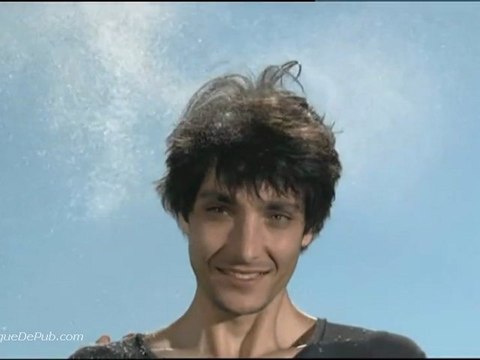 pub Garnier Fructis anti-bactérien 2011 [HQ]