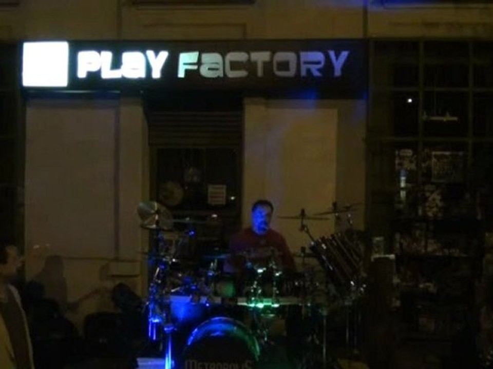 METROPOLIS LIVE FDM_2011_In My Place