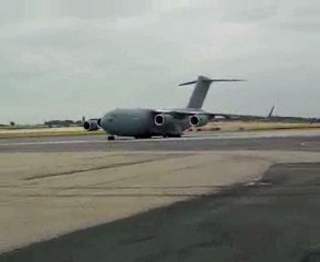 Boeing C-17 moteurs tournants 2