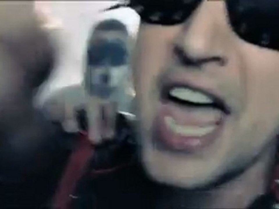 Emil Lassaria ft  F.Charm - 9 MM 2011[aghystyle]