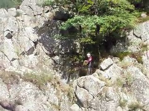 Canyoning Ardeche: Besorgues, saut de 6m