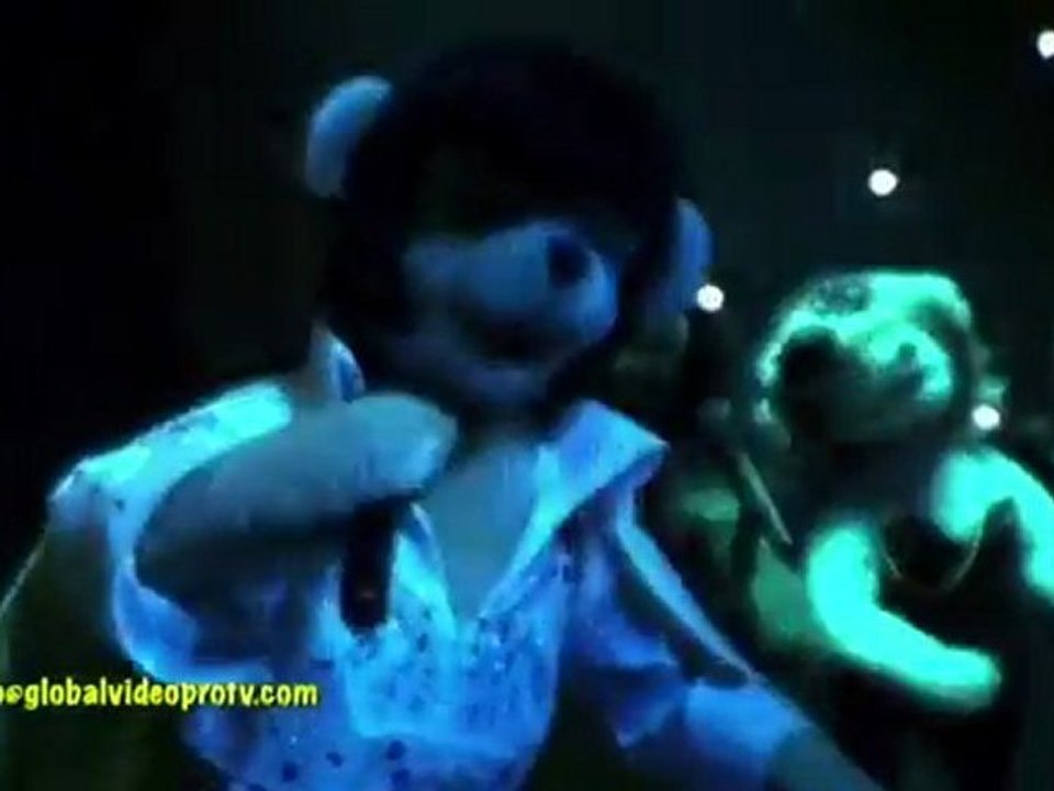 ELVIS PRESLEY AS A TEDDY BEAR, WAIKIKI, HAWAII USA