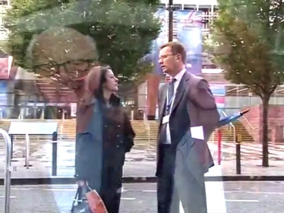 Scotland Yard chief quits, Brooks arrested over hacking