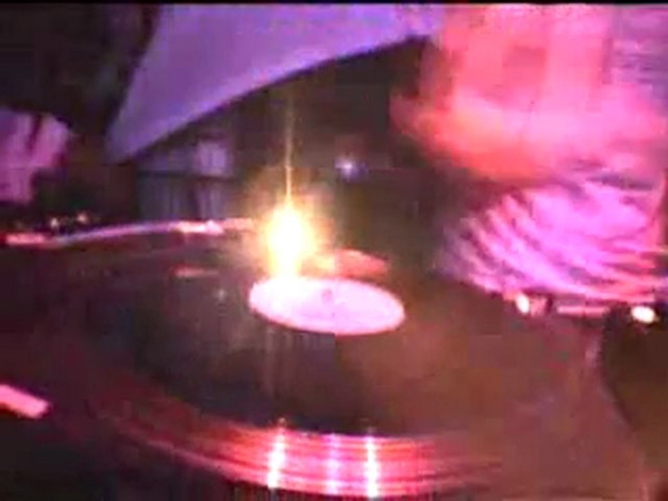 Darren Tate and Jono Grants - Let the Light Shine in video remix of DJ Tiesto-1