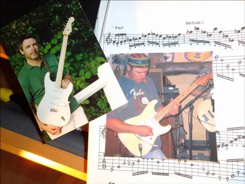 OLD FRIEND 'S BLUES : Musique : Mario Vilas