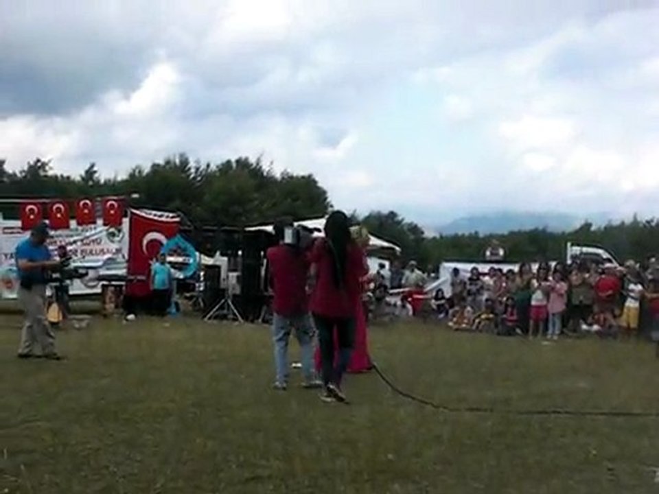 SIVASLIYMIŞ - Ayşegül PINAR söylüyor - Taşova - Karsavul - Yaylaşenlikleri