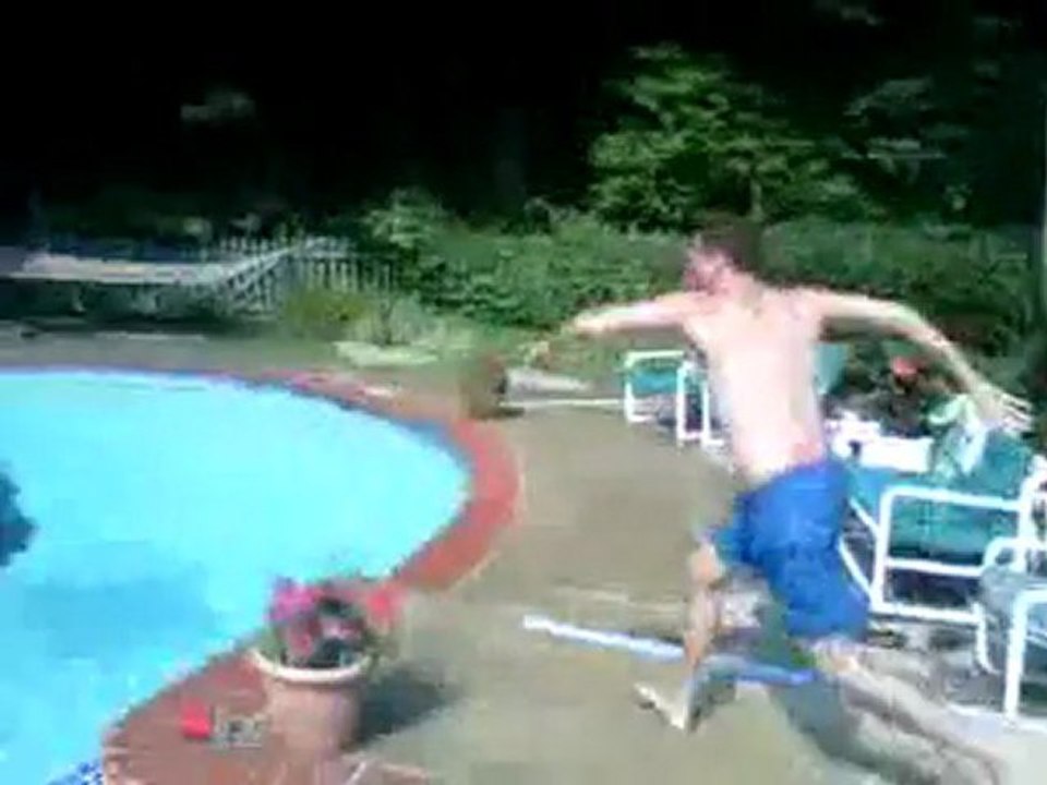 Die coolste Art, um einen Pool geben