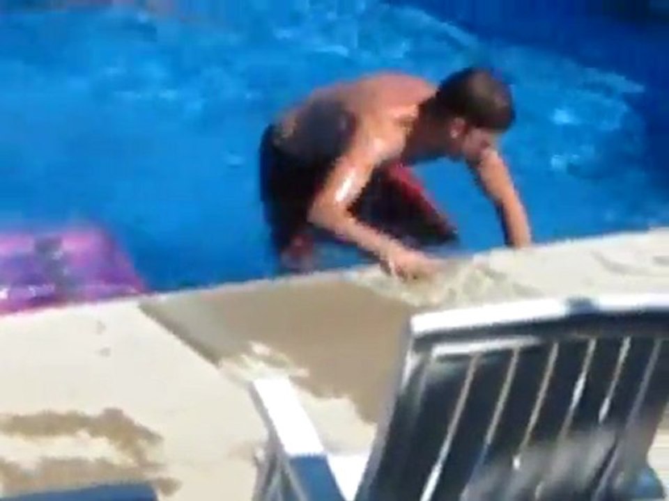 Greatest Schwimmen freak out ever!!