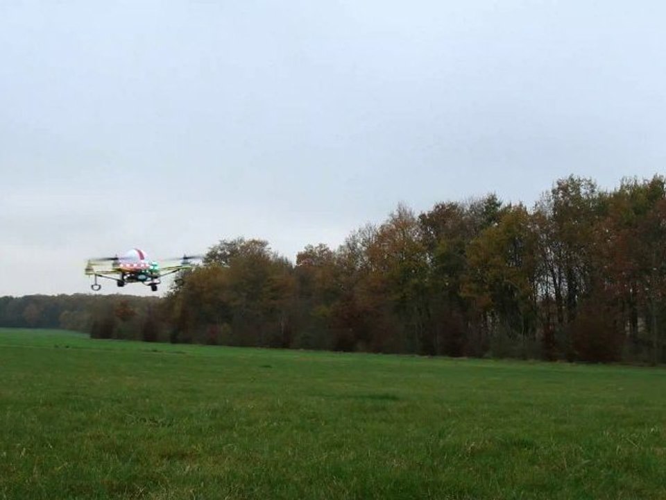 MiniQuadriX 1er essai led