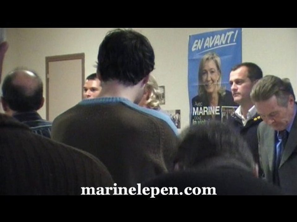 Campagne interne — Marine Le Pen à Rennes (11.11.10 - 4)