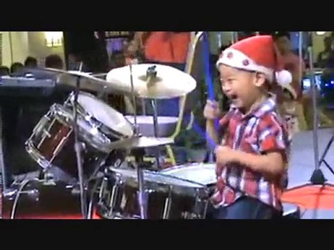 Batteur chinois de 3 ans