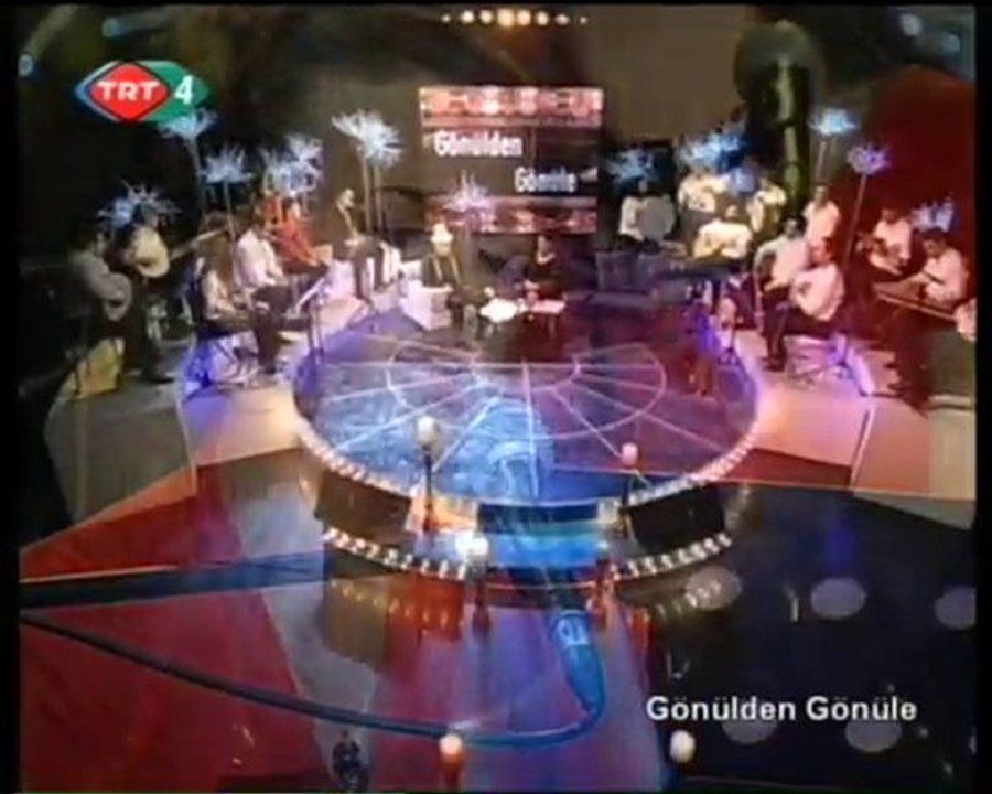 uyan ey gözlerim