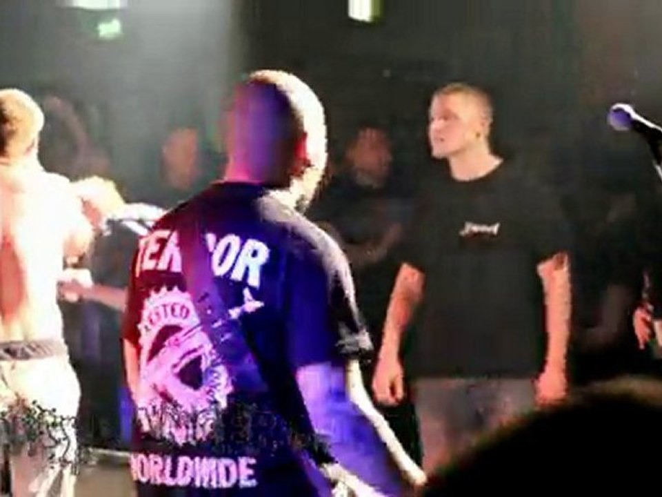 PartyDANCER.biz - 30.10.2010 - BAZ Halle - KÄRBHOLZ