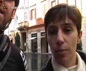 Ciclisti e drappo rosso.La dura vita di chi va in bicicletta