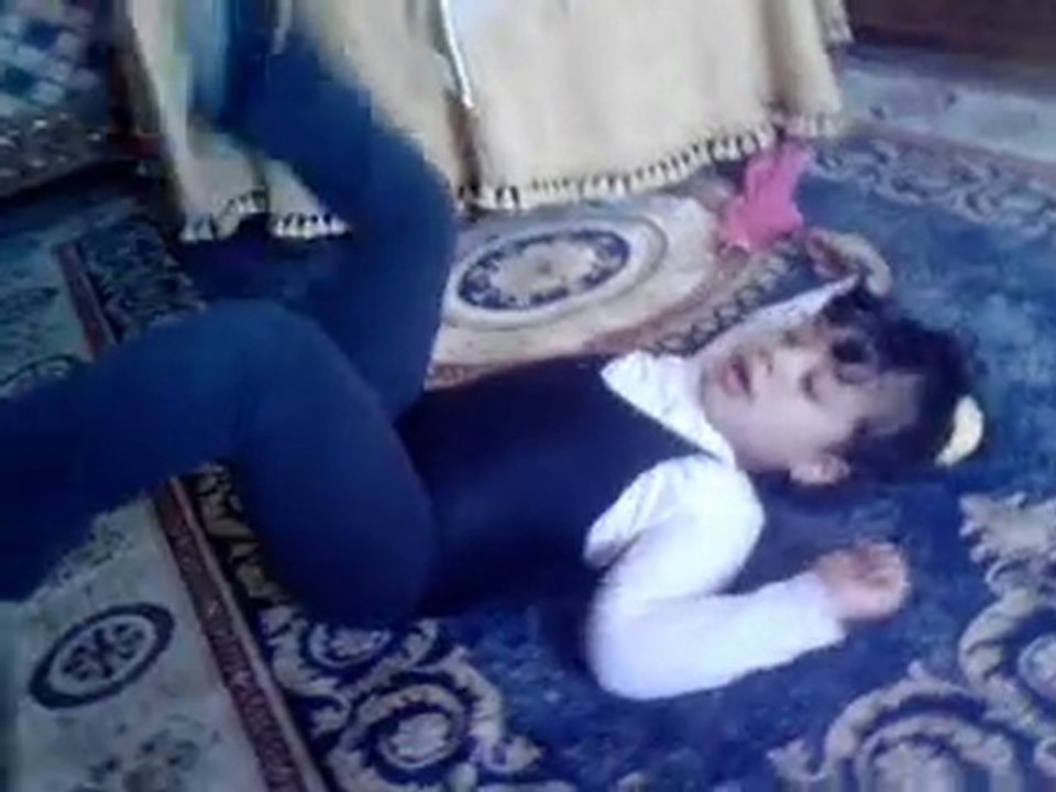 Wiam - French 5 y.o girl dancing for J.Bieber