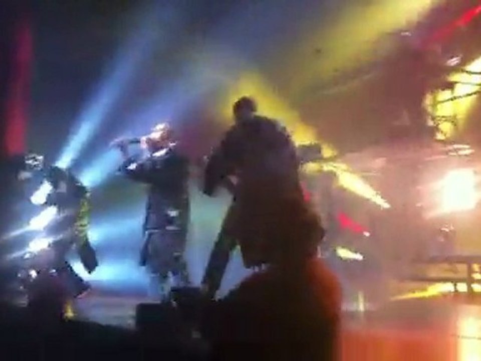 Soprano Olympia 10/11/10 «Ça fait mal»