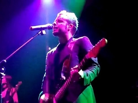 EMRE AYDIN KONSER UNUT GİTTİĞİN BİR YERDE