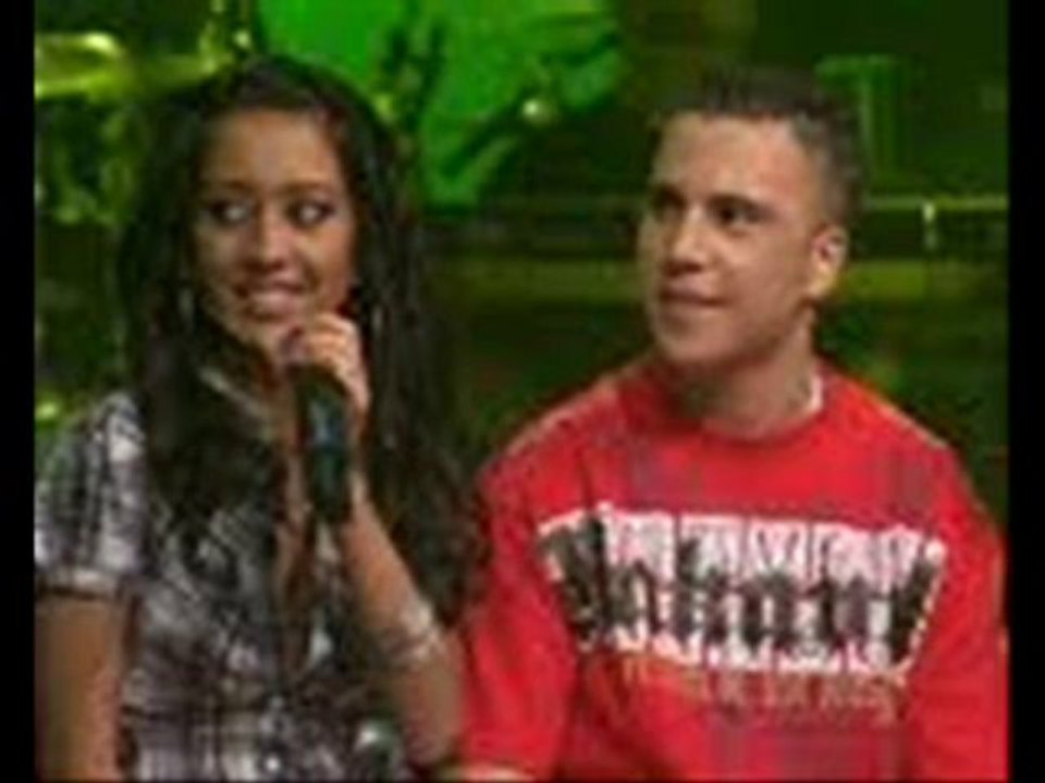 Musa feat Gülşen Çek Git Bebegim Uzaklara Dinle Blogkalemi