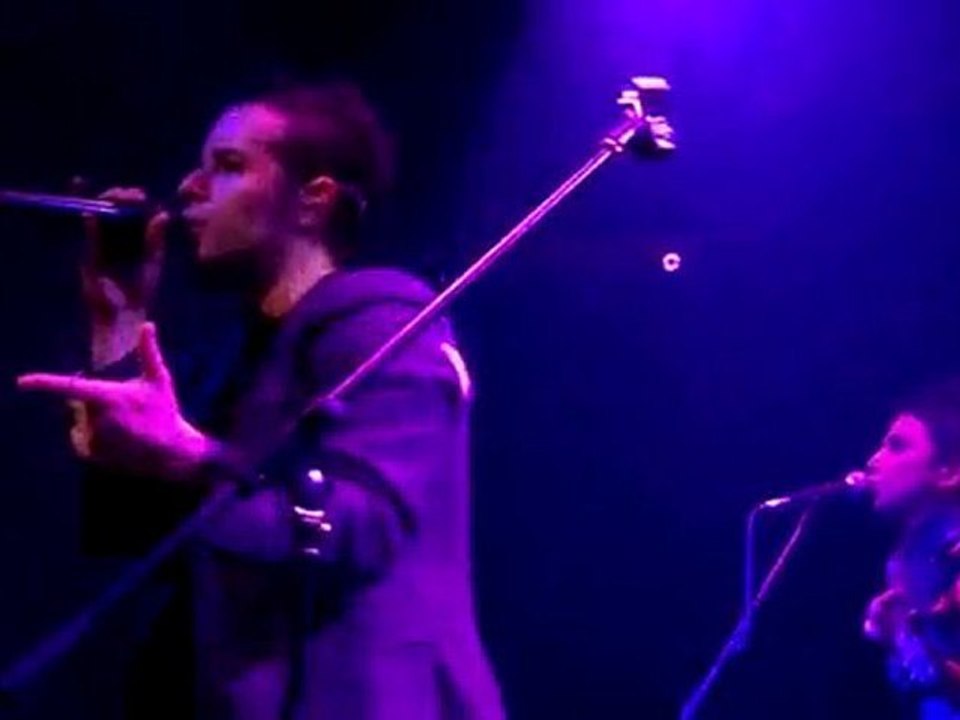 EMRE AYDIN KONSER ALIŞTIM SUSMAYA