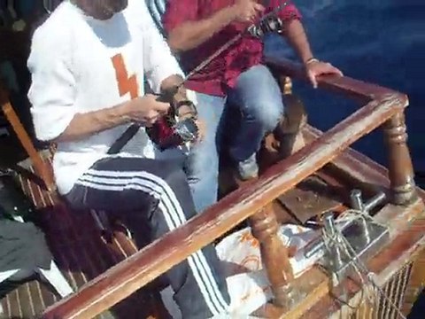 Kuşadası balık avı Barış Eromay 07 11 2010 mercan avı