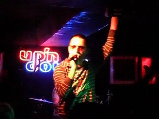 People Like Us-Hande Yener Sopa Cover