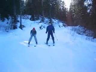 SKIER EN MARCHE ARRIERE N'EST PAS SANS DANGER !
