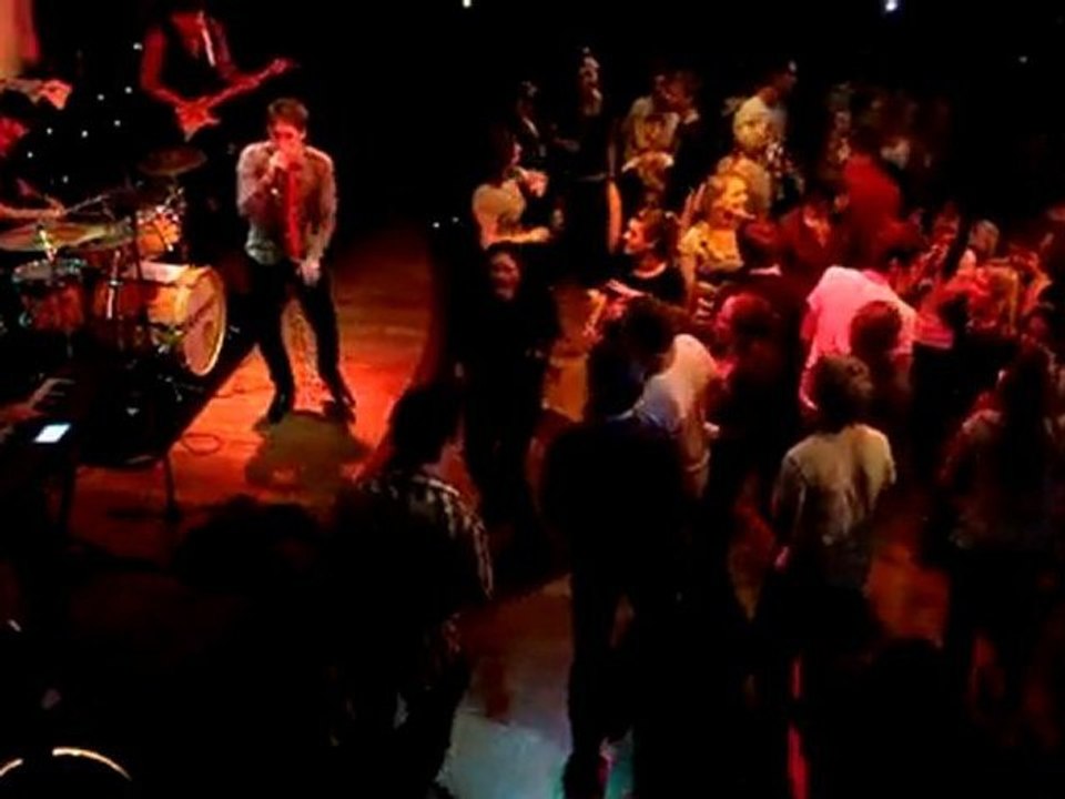 TheDeloreons - Dance wiv me Pride of Hull