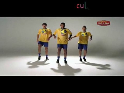 Robinho, Neymar et Ganso font la Samba de Beyonce