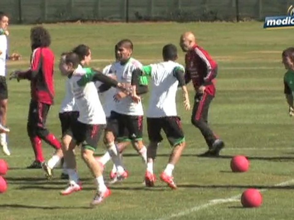 Medio Tiempo.com - Entrenamiento Selección Mexicana, 6 Junio_02