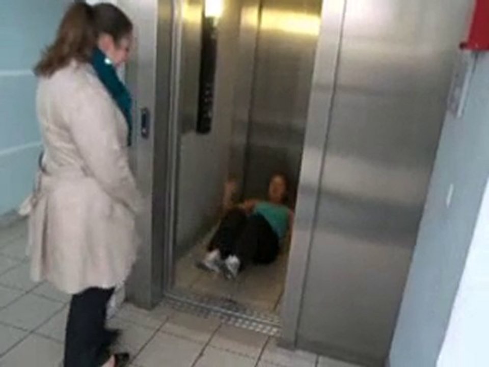 Eternal Elevator Abdo pour Rémi Gaillard