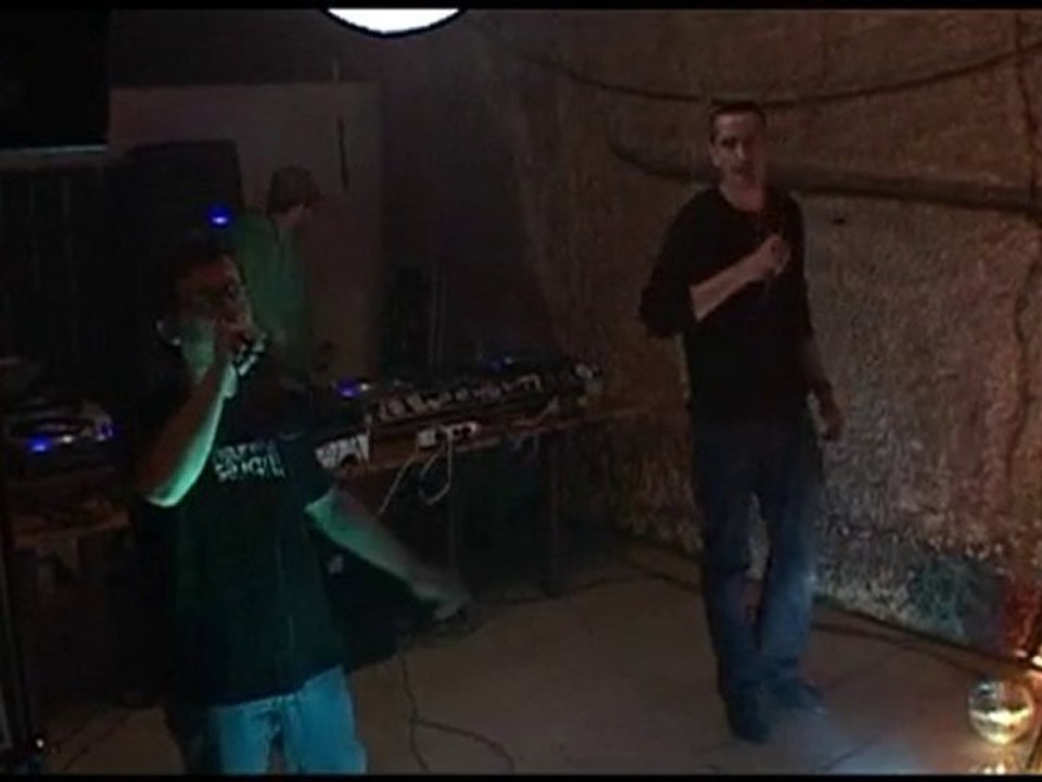 on repeind le monde /l'arnaque du siecle /gare a la rochette