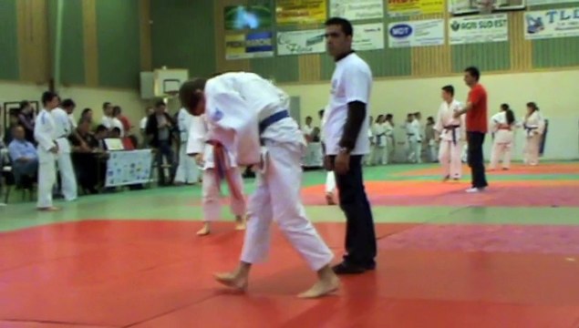 THOMAS tournoi de Péronnas le 13 11 2010