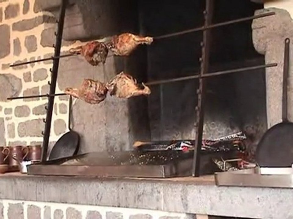 2010 BagnolesdelOrne Baptême Natia auberge la source