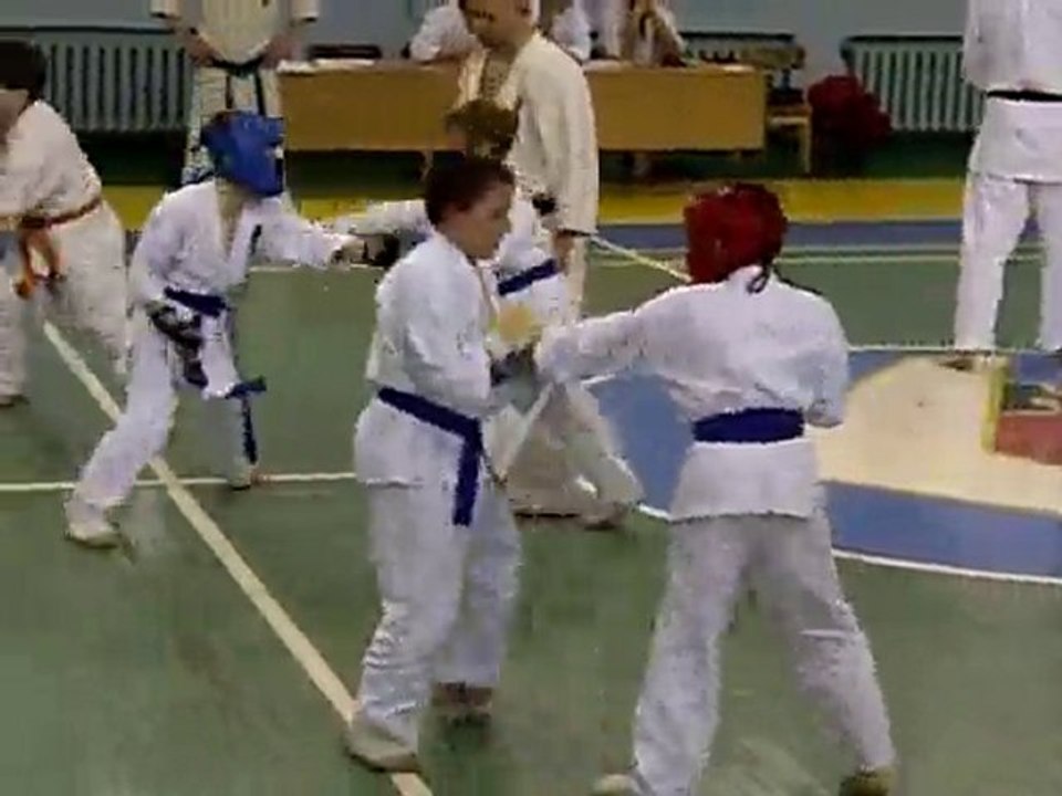 Кумите, дети!