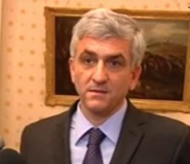 Morin claque la porte du gouvernement