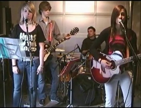 katya sings Envoi by absynthe minded