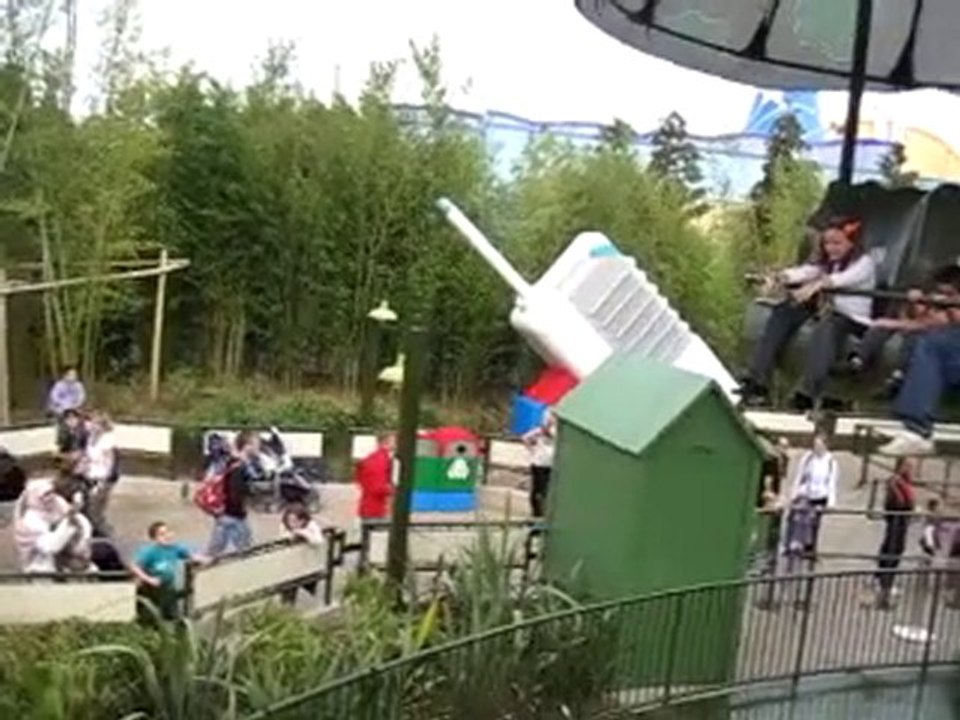 Attraction parachutes Toys Land