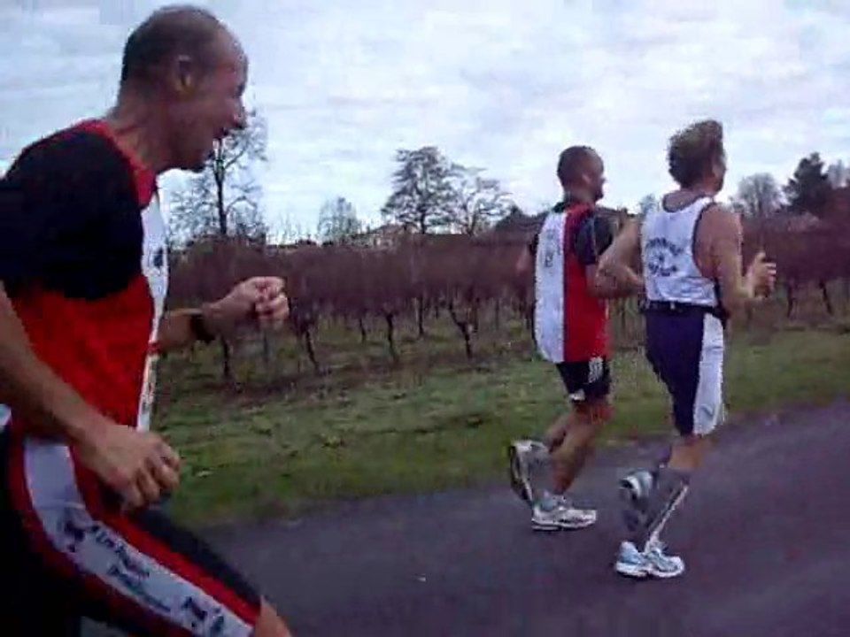 marathon du cognac 2010 ..3ème partie mario et son pet vélo