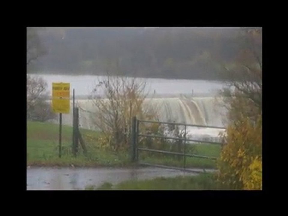 La crue 2010 de l'Helpe Majeure