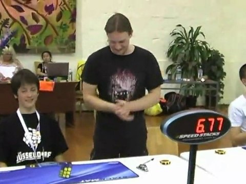 Un nouveau record du monde de Rubik's Cube