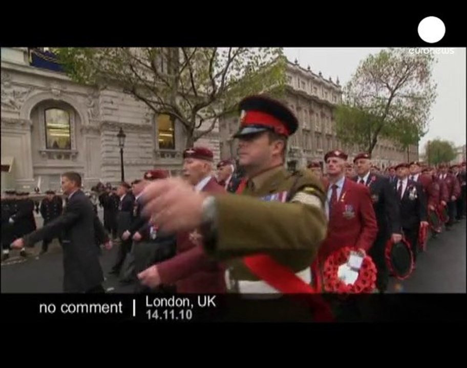 Elizabeth II attend ceremony for the... - no comment