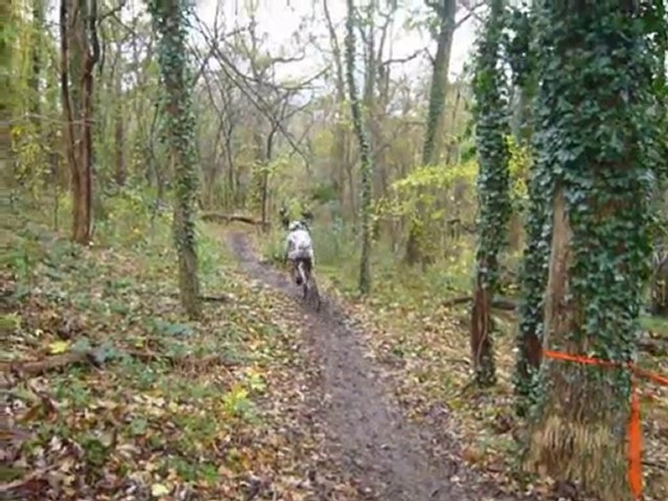 Cyclo Cross d' ENNERY. Victoire de Morgan Chedhomme