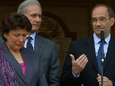 Passation Woerth-Bachelot: que d'émotion...