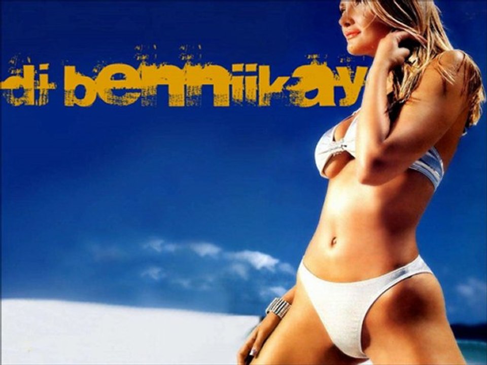 DJ benniikay on the Mix