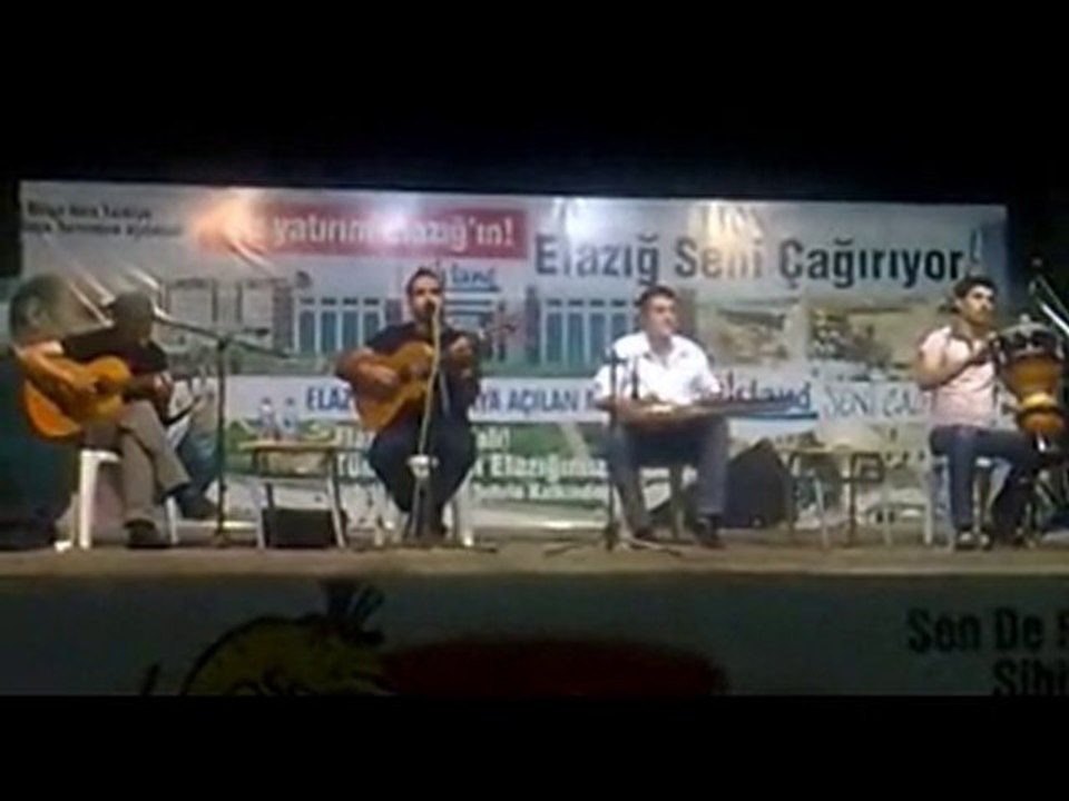 AÇMA ZÜLÜFLERİN YAR YAR YELLERE KARŞI