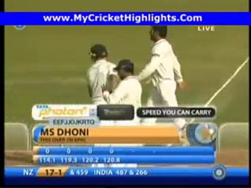 MS.dhoni bowling