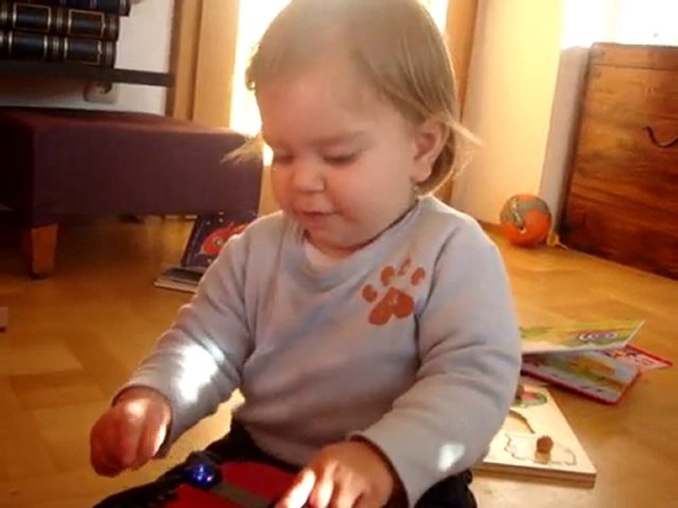 Elise et le camion de pompier